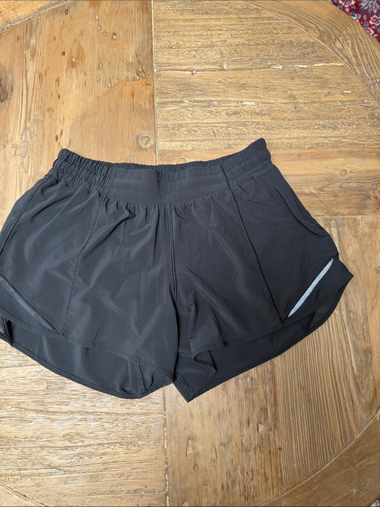 lululemon athletica Pants - Lululemon 4’ hottie hot shorts